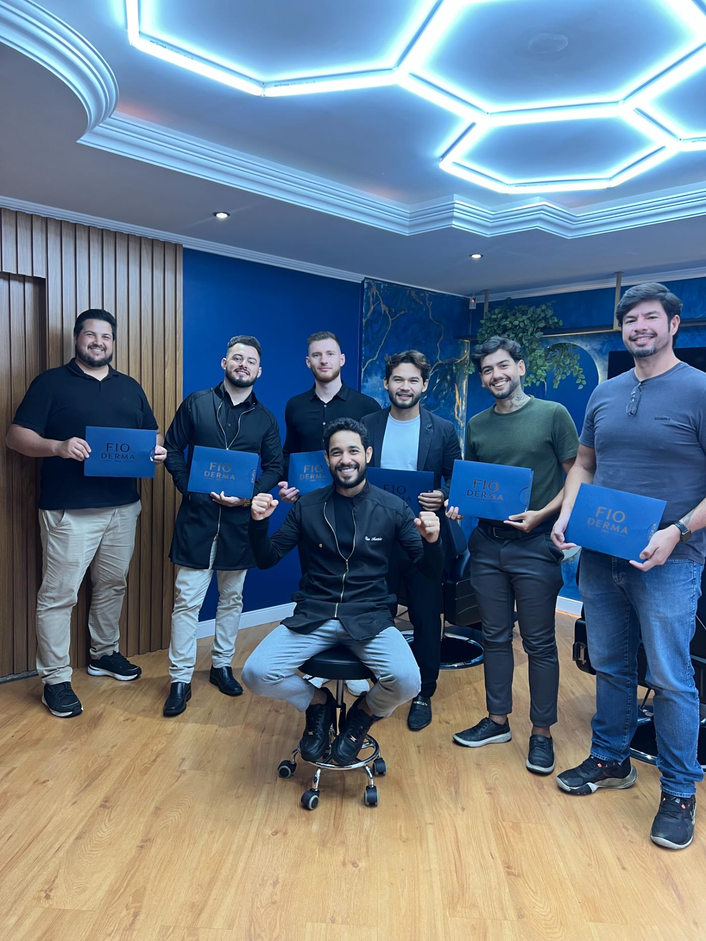 Alunos com certificados Fio Derma Pro